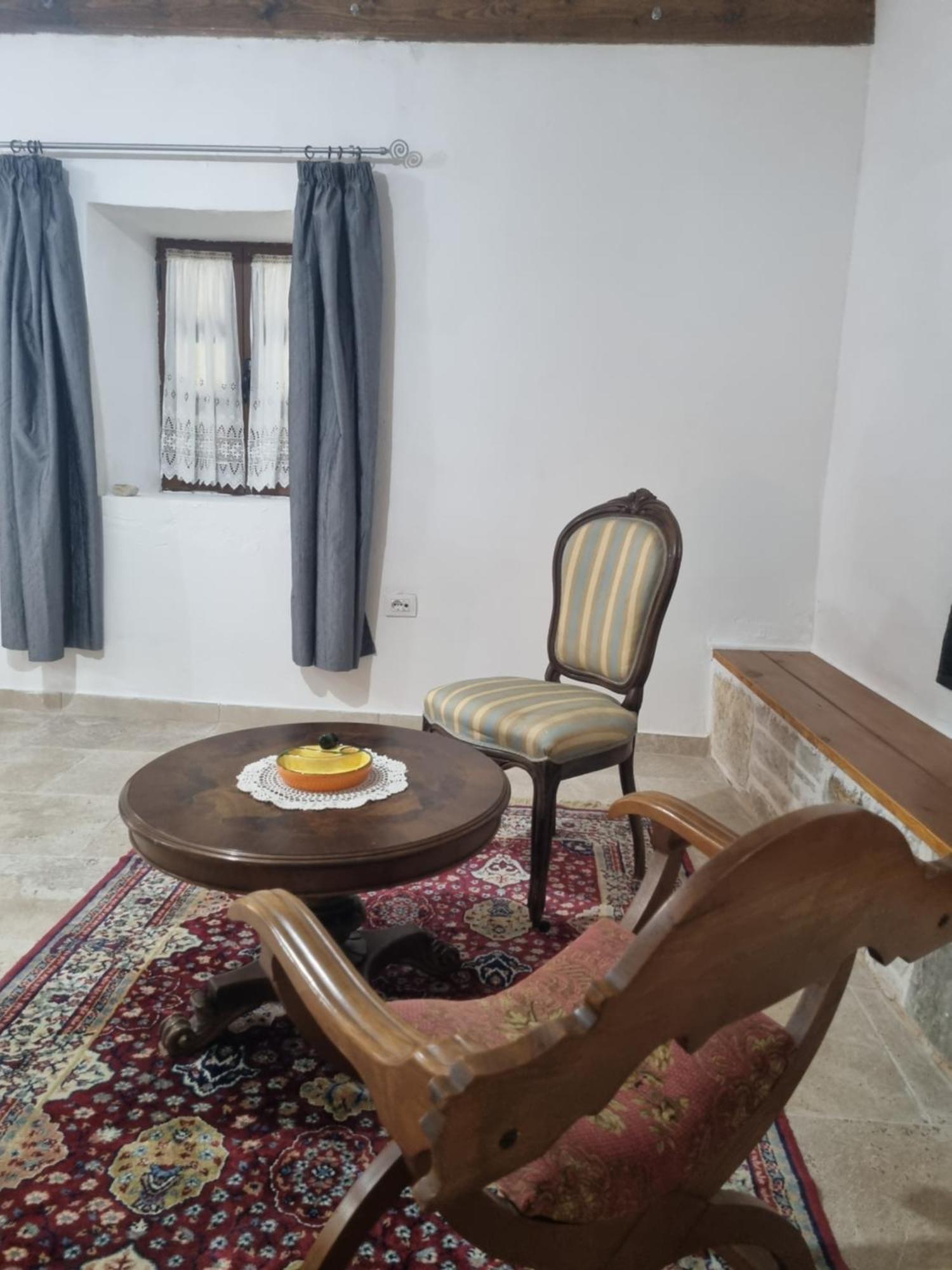 Villa Olive Old Кепаро Екстериор снимка
