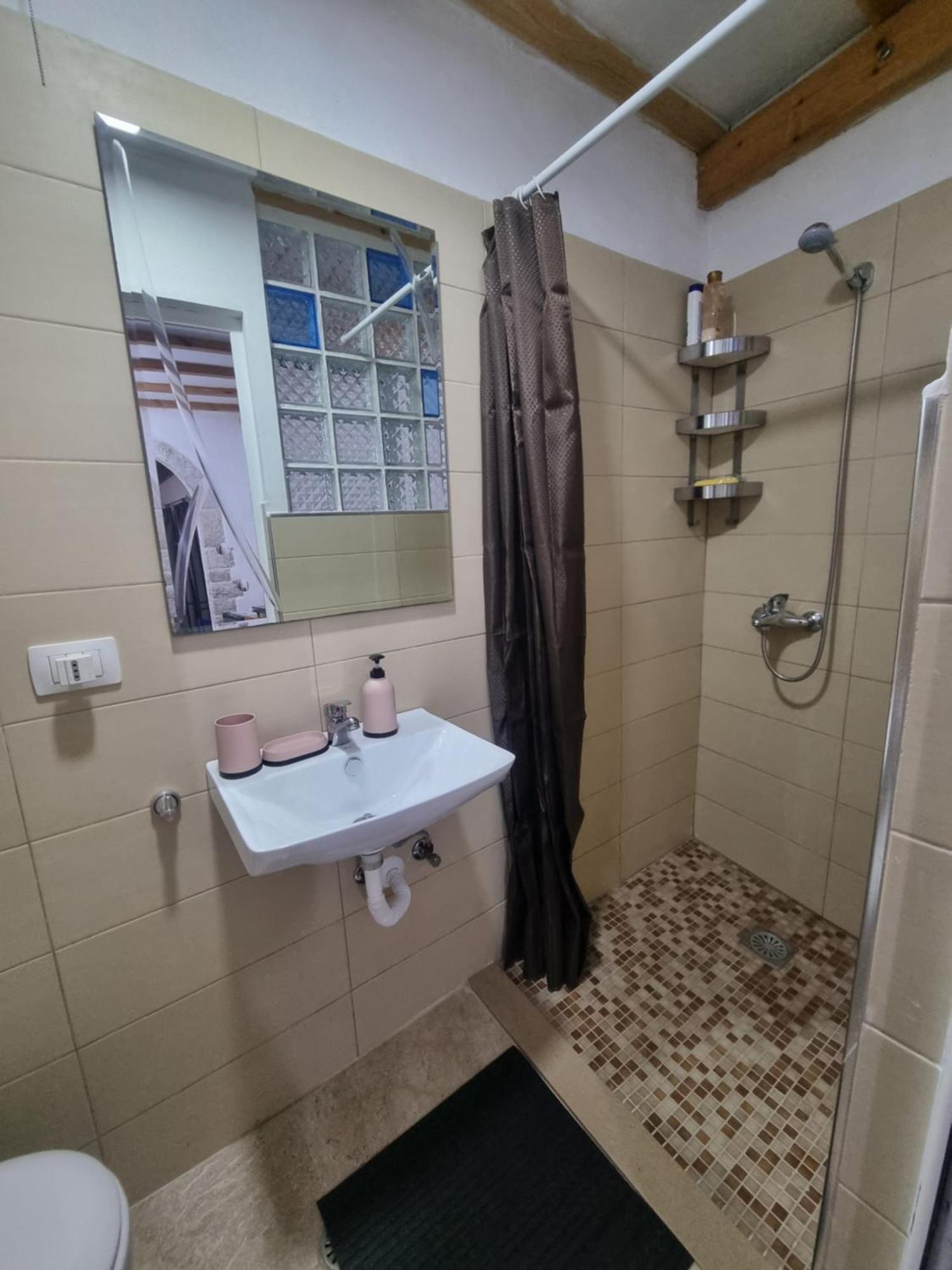 Villa Olive Old Кепаро Екстериор снимка